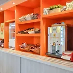 Kyriad Eco - - La Defense 2*