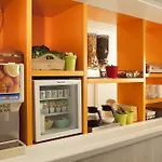 Kyriad Eco - - La Defense Otel 2*