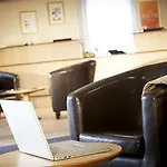 Kyriad Eco - - La Defense Otel