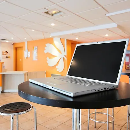 Otel Premiere Classe Paris Ouest - Pont De 2*