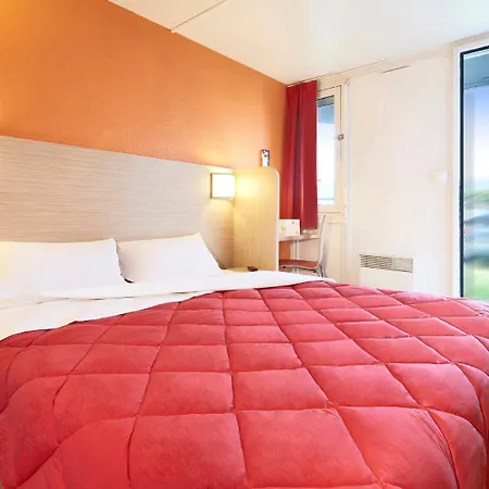 Kyriad Eco - - La Defense Hotel Suresnes