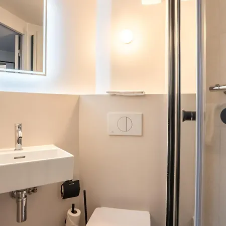 Kyriad Eco - - La Defense Hotel