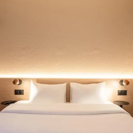 Kyriad Eco - - La Defense Suresnes