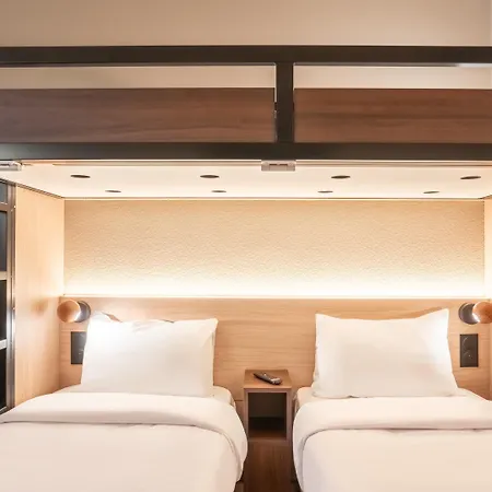Hotel Kyriad Eco - - La Defense Suresnes