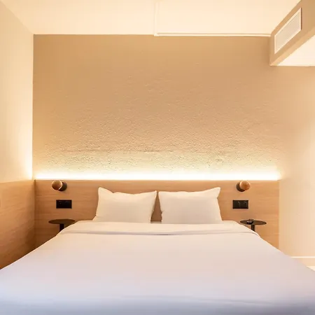 Hotel Kyriad Eco - - La Defense 2*