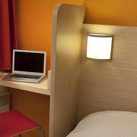 Kyriad Eco - - La Defense Hotel