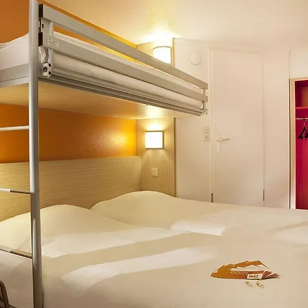 Hotel Kyriad Eco - - La Defense