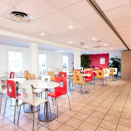 Premiere Classe Paris Ouest - Pont De 2* Suresnes