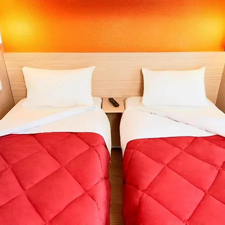 Kyriad Eco - - La Defense 2*