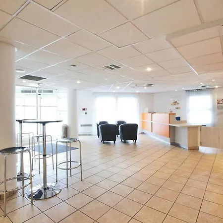 Kyriad Eco - - La Defense Hotel