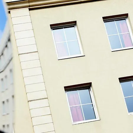 호텔 Premiere Classe Paris Ouest - Pont De 쉬렌